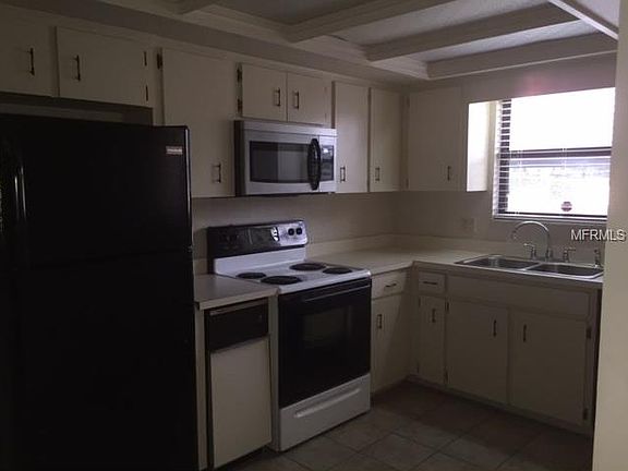 3rd image of 2025 Sylvester Rd Unit Bb2