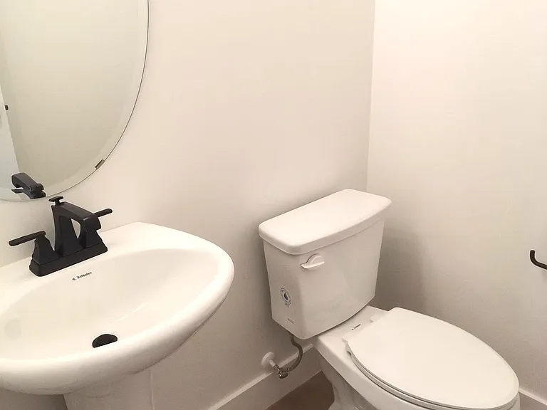 1/2 bath