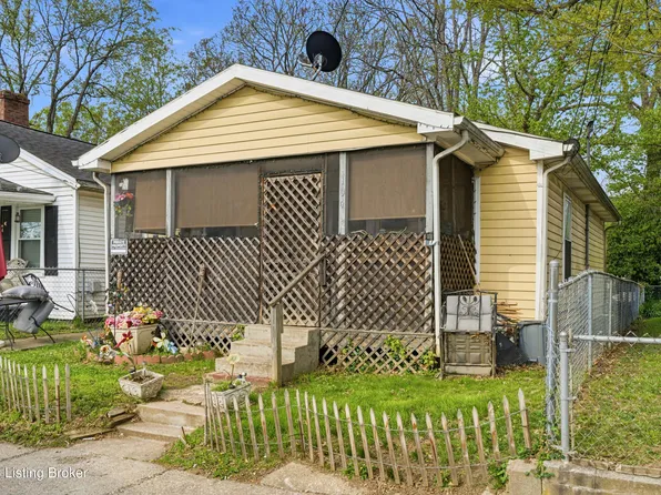 104 Martin Luther King Jr St, Shelbyville, KY 40065