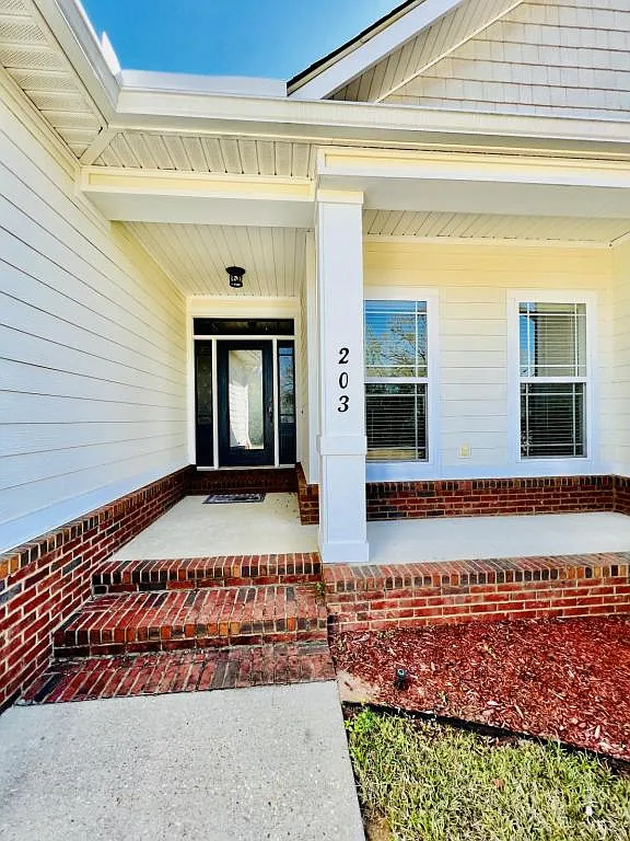 203 Savannah Drive — Photo 3