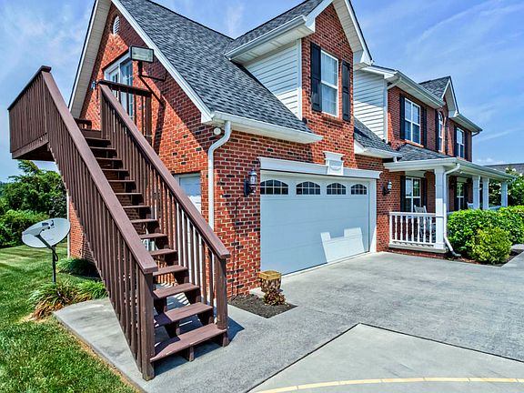 2nd image of 509 Jockey Club Dr