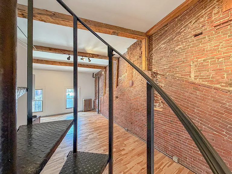 578 Congress St #3 — Photo 35