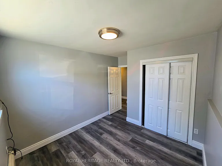 300 Montrave Ave #4 — Photo 10