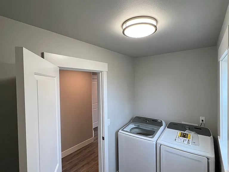 461 Williams St #461 — Photo 8