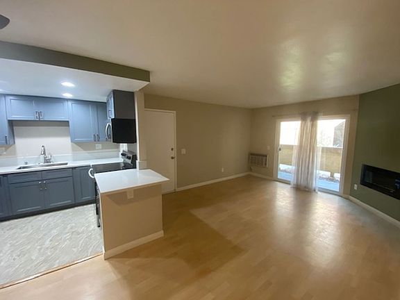 5th image of 206 Woodland Pkwy Unit 124