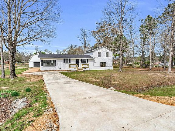 2nd image of 3607 Ridge Rd