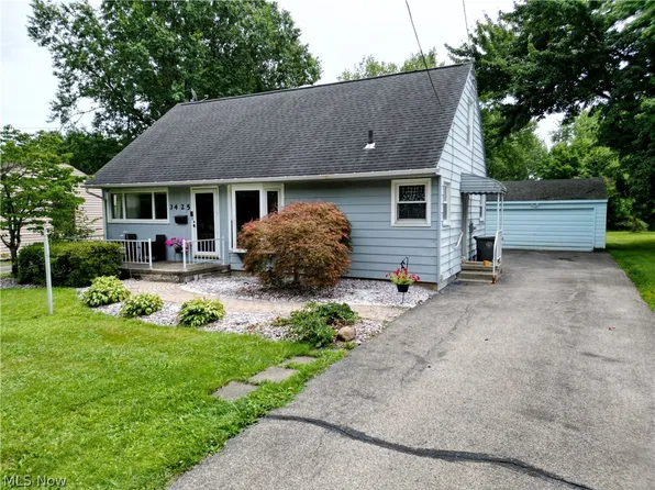 3425 Kirk Rd, Youngstown, OH 44511
