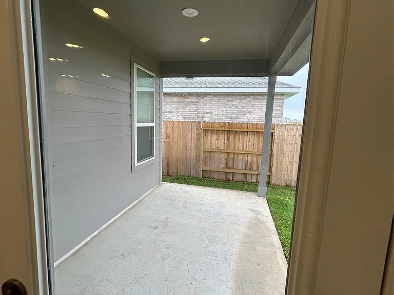 6706 Violet Clover Ave — Photo 19
