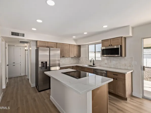 5325 E DES MOINES Street, Mesa, AZ 85205