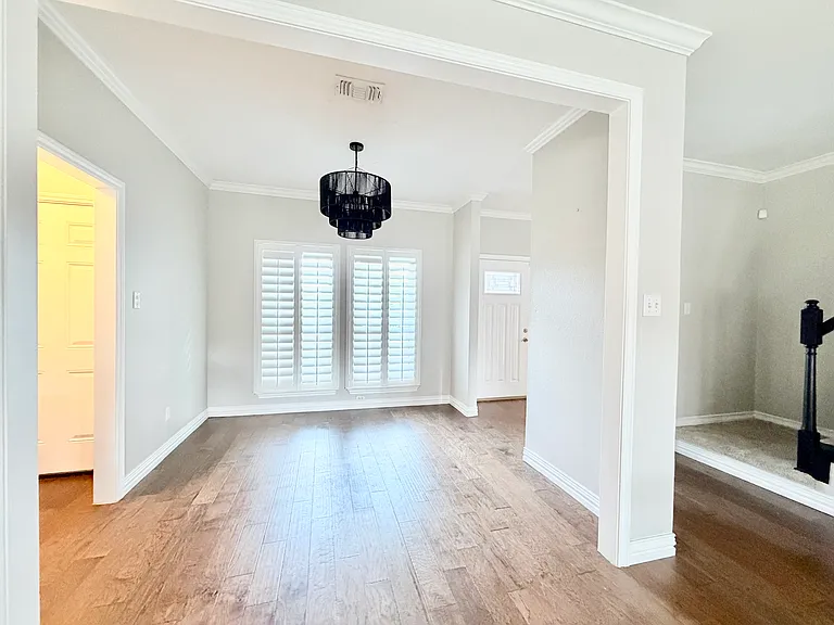 2937 Sweet Briar St — Photo 17