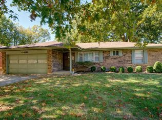 1351 S Gelven Ave, Springfield, MO 65804