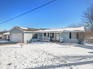 3858 Murray View Dr NE, Lowell, MI 49331