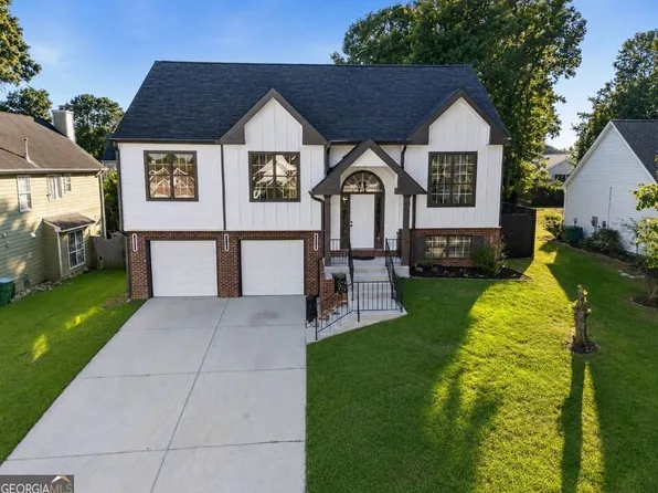 6802 Magnolia Park Dr, Norcross, GA 30093