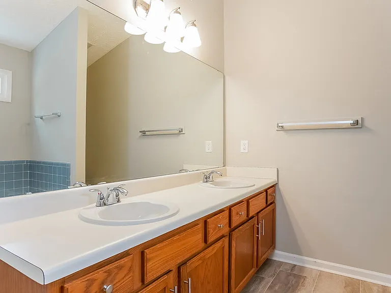 116 Elmridge Dr — Photo 13