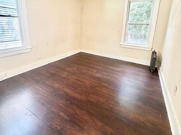 3rd image of 227 County St #2C