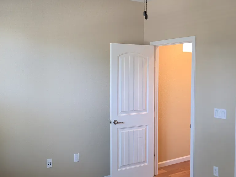296 W Moraga St — Photo 23