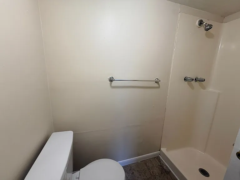 Chimney Creek Apartments — Photo 39