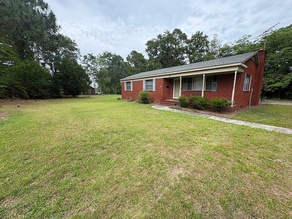 100 McRae St - Property Image