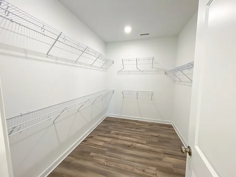 412 Highland Forest Dr — Photo 11