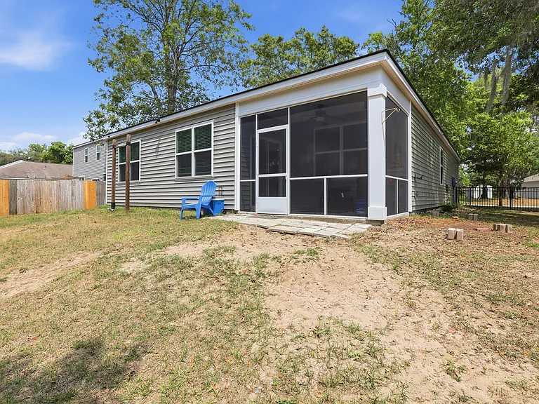 4864 Breeze Way — Photo 27
