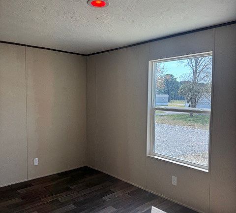 4th image of 110 Cinron Ln