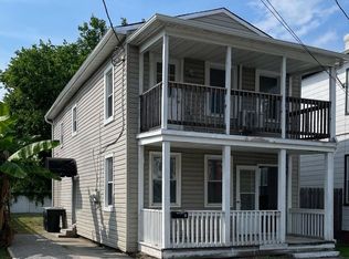 218 S Hope St APT B, Hampton, VA 23663
