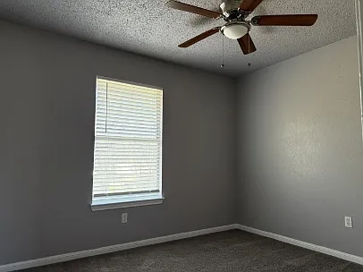 2825 Cedar Cir #5 — Photo 7