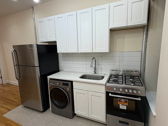 2nd image of 433 Rogers Ave APT 1