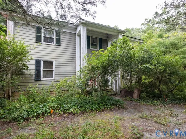 1407 Borden Rd, Bumpass, VA 23024