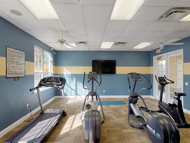 Fitness center at Gregory Cove in Jacksonville, FL