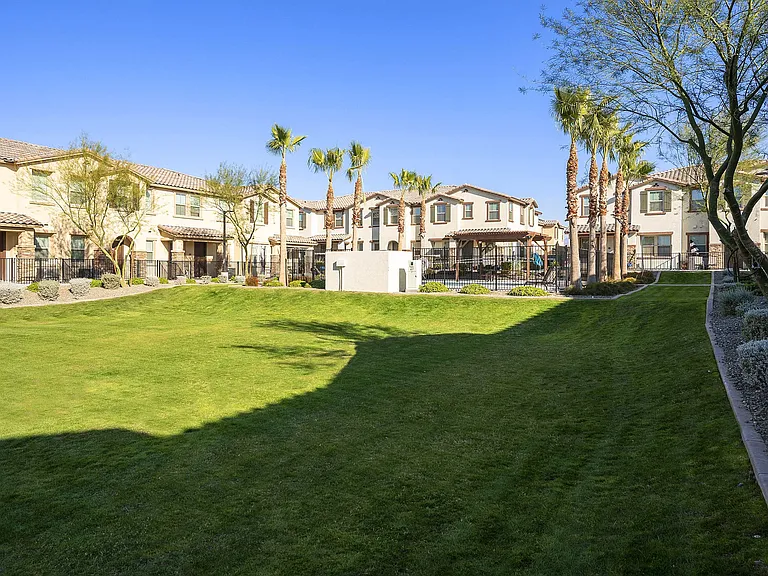 Casa Sole Vita Townhomes — Photo 17
