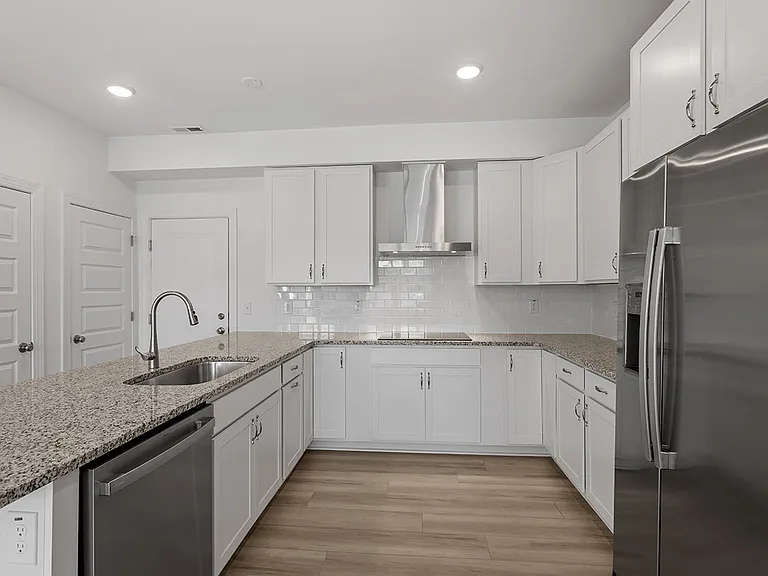 Great counter and storage space and brand new appliances