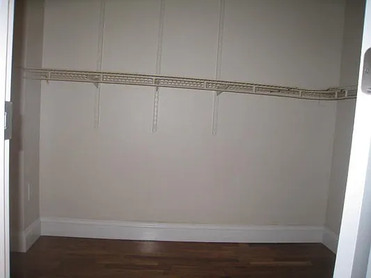 Rented by Alexiou Realty | media 9