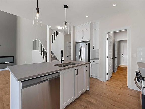 5th image of 1051 E Fowler Rd SW