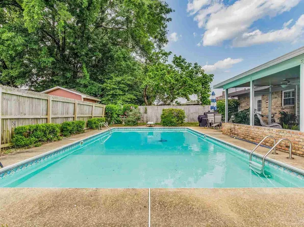 4355 Beau Terra Ln, Pensacola, FL 32514