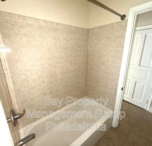 134 W Mount Pleasant Ave #2 — Photo 25
