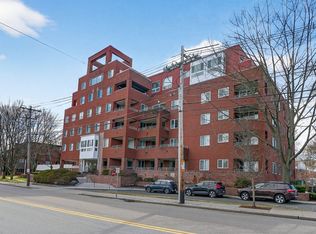 50 Watertown St APT 401, Watertown, MA 02472