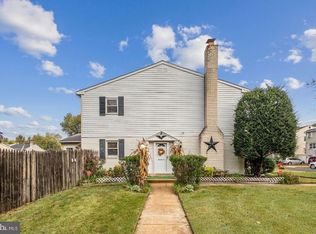 21 Colonial Square Dr, Lindenwold, NJ 08021