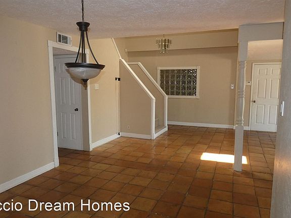 2nd image of 838 NW 50th St