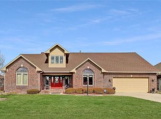 1524 Shannon Lakes Dr, Indianapolis, IN 46217