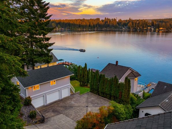2210 E Mason Lake Drive W, Grapeview, WA 98546