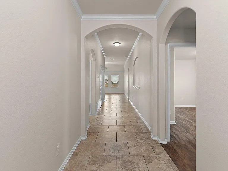 4517 Chestnut Meadows Bnd — Photo 4