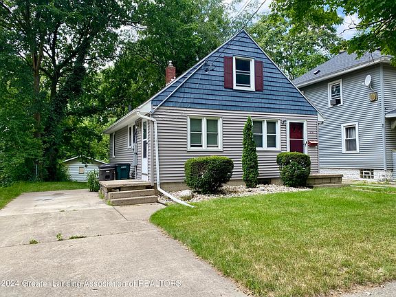 2nd image of 1834 Bradley Ave