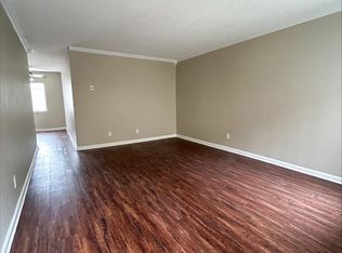 316 Gladys Ave., Long Beach, CA 90814
