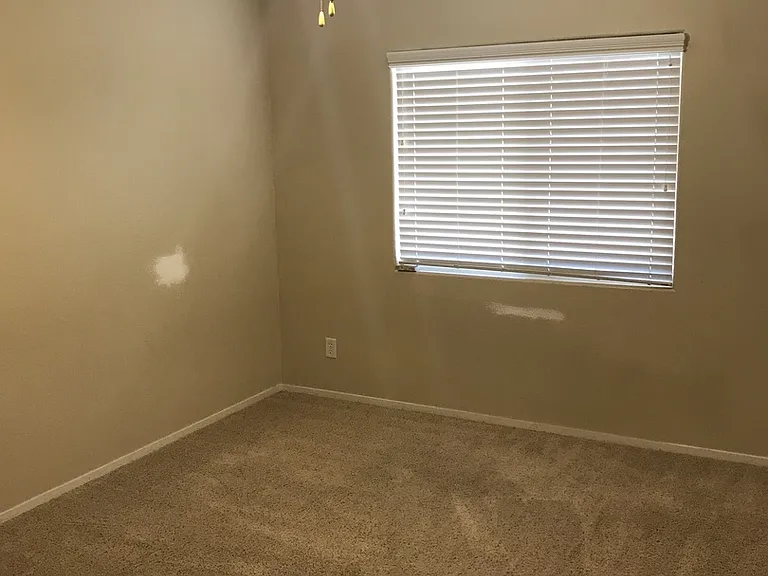 8725 Radiant Ruby Ave — Photo 7