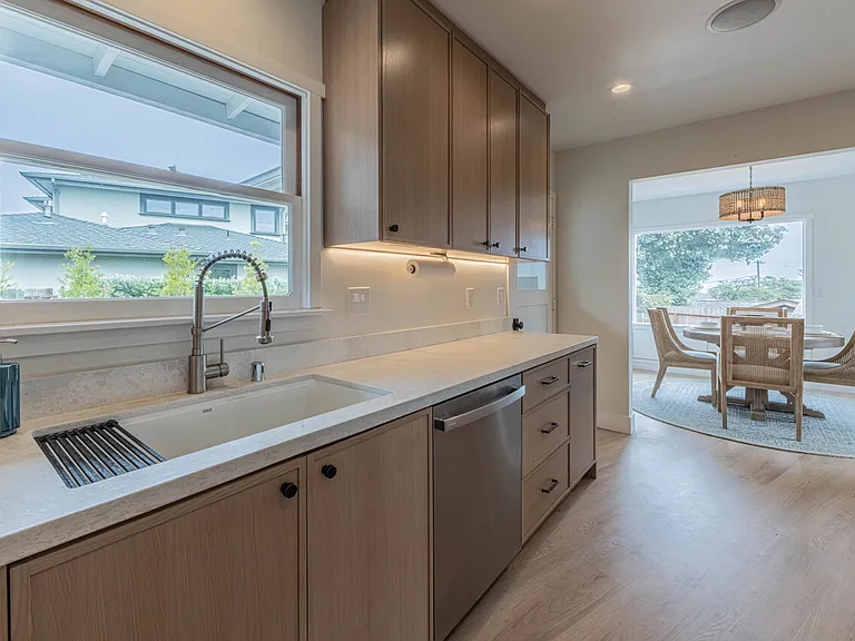 Quartz Sink