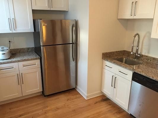 2nd image of 2959 N Parkside Ave APT 1