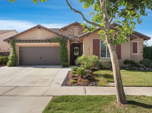 102 Lebaron Blvd, Lodi, CA 95240