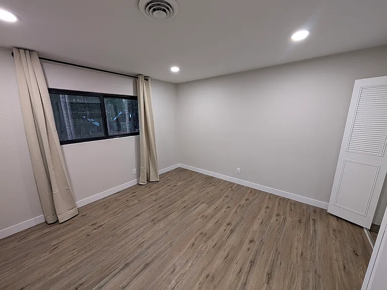 1069 Chonokis Rd #B — Photo 7