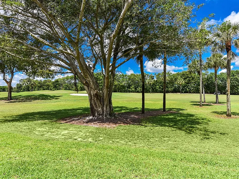 17372 Boca Club Blvd #408 — Photo 11